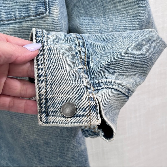No Boundaries Y2K Acid Washed Denim Shirt Jacket Size XS - Picture 8 of 13